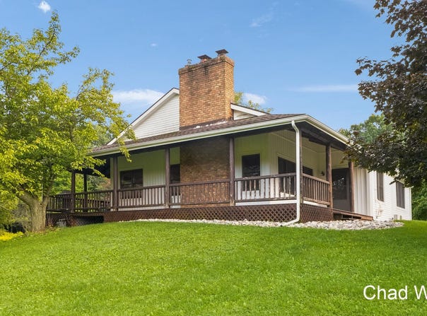 7200 Knapp Street NE, Ada, MI 49301