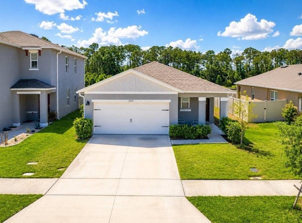 2733 Reddish Egret Bend, Harmony, FL 34773