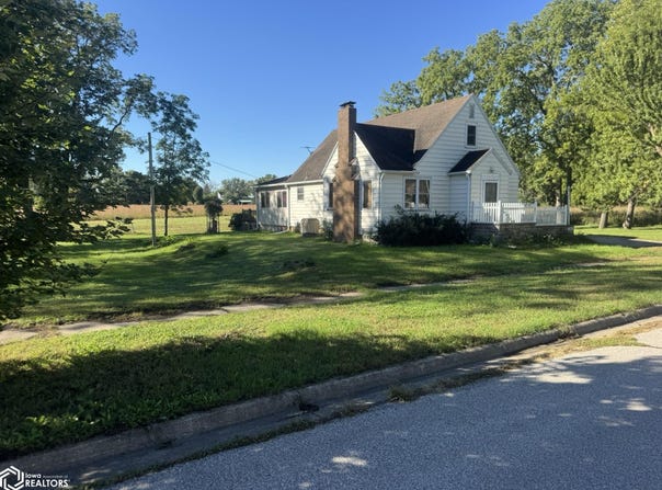 409 W Sheppard Street, Dows, IA 50071