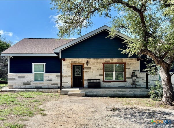 351 Line Camp Loop, Spring Branch, TX 78070