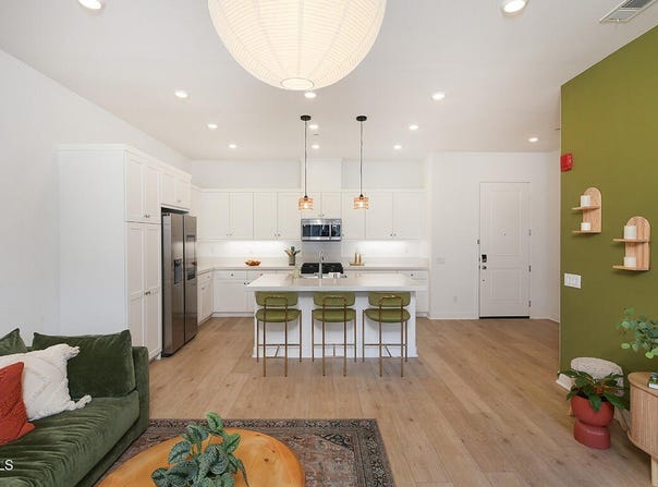 27212 Diamond Peak Lane, Valencia, CA 91381
