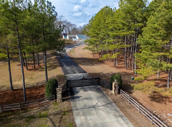 25 RANDOLPH COVE, Jasper, AL 35503