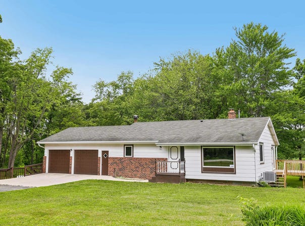 W1152 Fox Road, Columbus, WI 53925-9212
