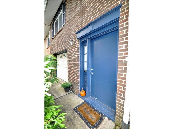 2031 Denning Way, N Versailles, PA 15137