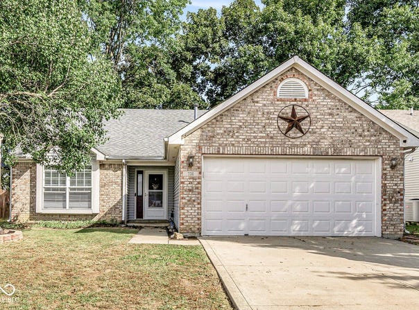 736 Kingston Circle, Brownsburg, IN 46112