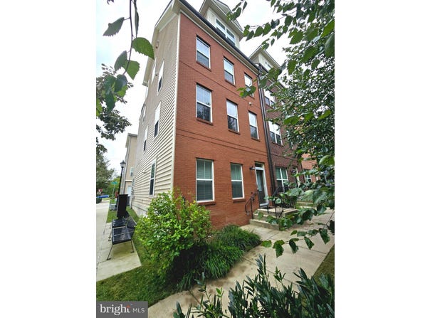 2350 WYETH Street, SILVER SPRING, MD 20906