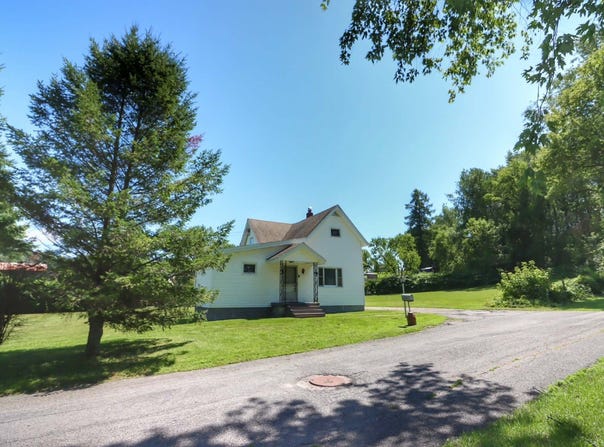 3 Nellis Ave, Johnstown, NY 12095