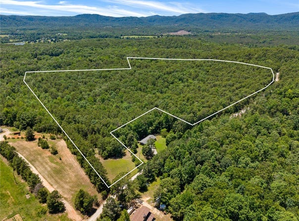 Pine Mountain Road, Tamassee, SC 29686