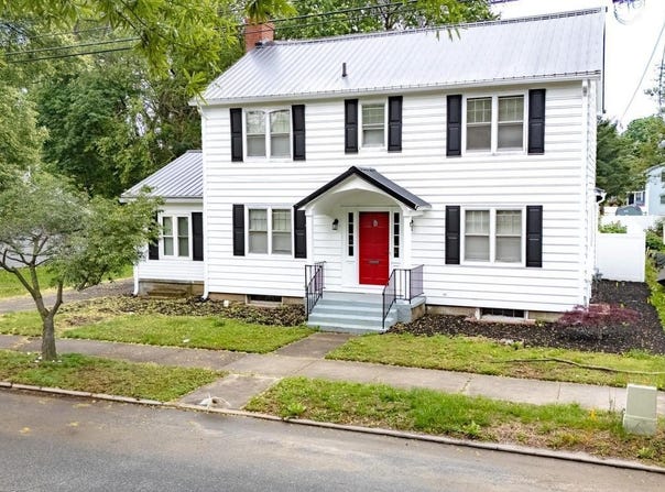 28 S QUEEN Street, DOVER, DE 19904