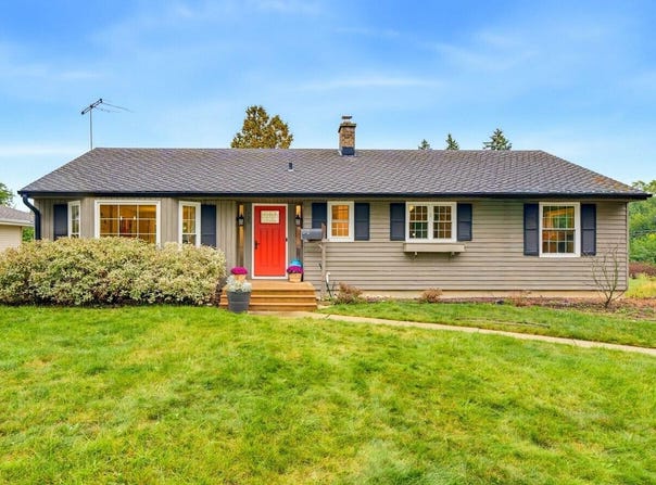 739 N Moreland Blvd, Waukesha, WI 53188