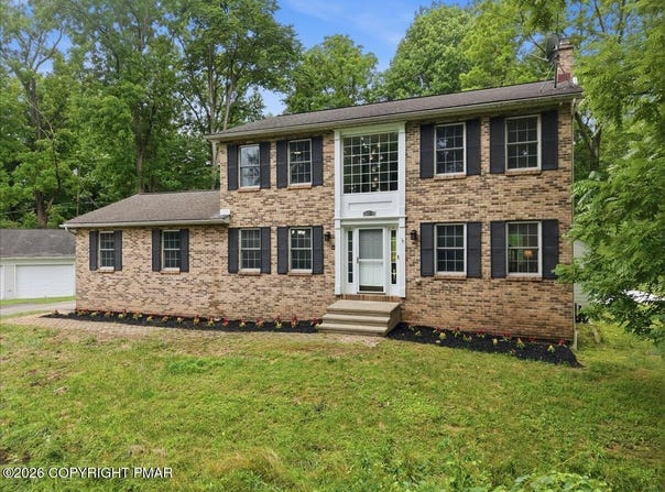 112 Red Cherry Lane, Stroudsburg, PA 18360