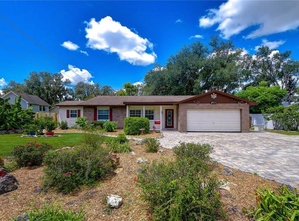 3917 KING Drive, BRANDON, FL 33511