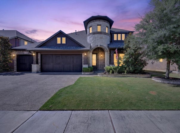 316 Jernigan Drive, Euless, TX 76040