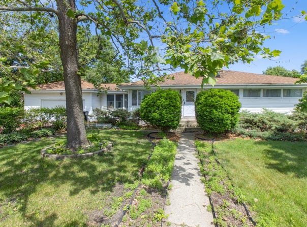 4060 E 13th Avenue, Gary, IN 46403