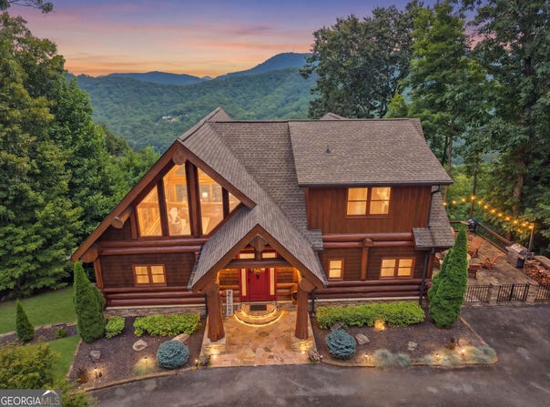 495 Overlook Drive, Blue Ridge, GA 30513
