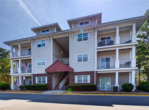 5201 Nuthall Drive, Virginia Beach, VA 23455