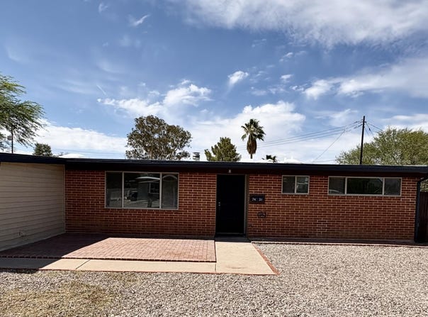 7431 E Calle Cuernavaca, Tucson, AZ 85710
