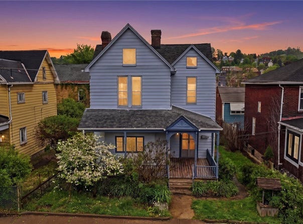153 Comrie Ave, Braddock, PA 15104