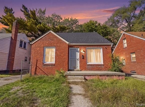 19711 Shields Street, Detroit, MI 48234