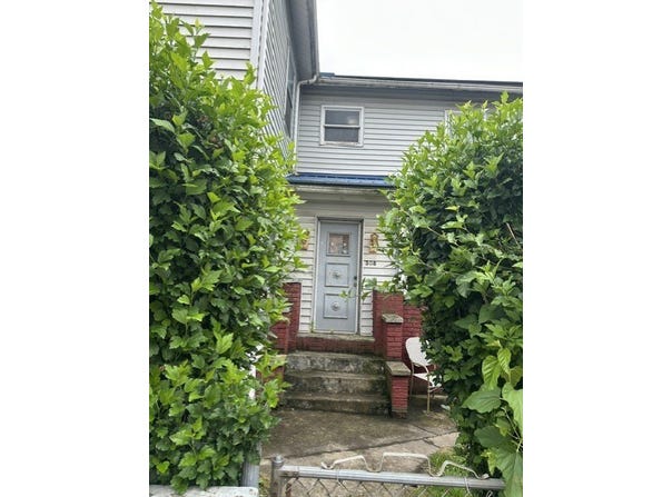 308 Phillips St, New Castle, PA 16101