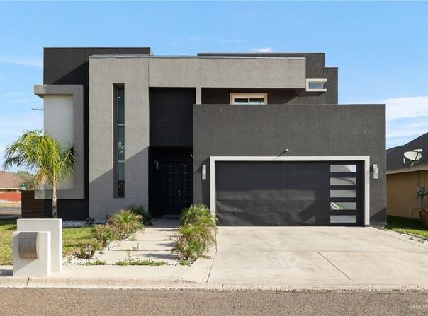 801 E Azucar Avenue, Pharr, TX 78577