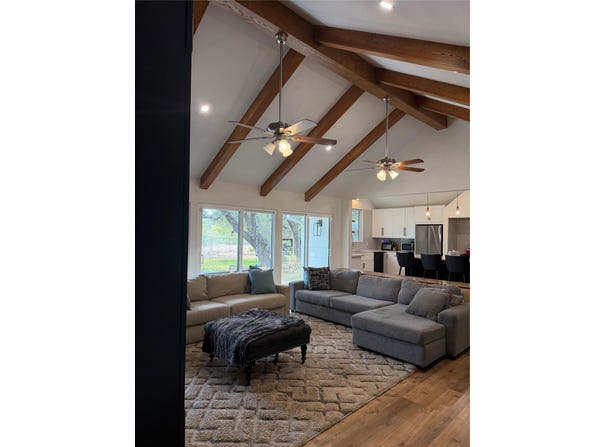 2804 Live Oak St, Round Rock, TX 78681