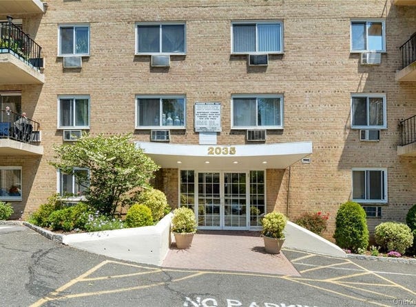 2035 Central Park, Yonkers, NY 10710