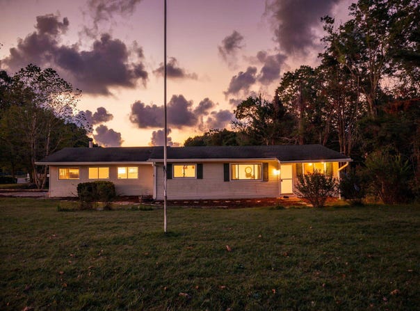 2402 Corral Road, Signal Mountain, TN 37377