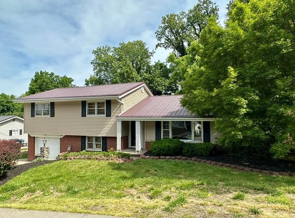 655 Hillsdale Drive, Wheelersburg, OH 45694