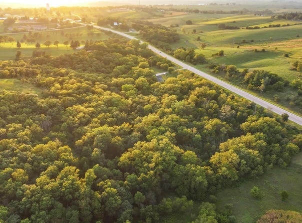 2390 Highway 44, Guthrie Center, IA 50115