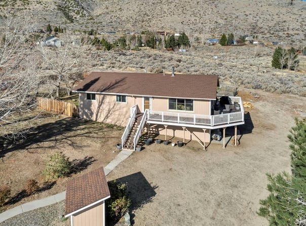 110 Carson View, Markleeville, CA 96120