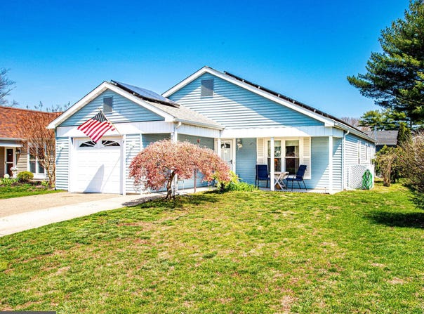 20 COTHERSTONE Drive, SOUTHAMPTON, NJ 08088