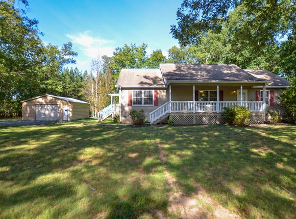 864 BILLY B RD, LOUISA, VA 23093