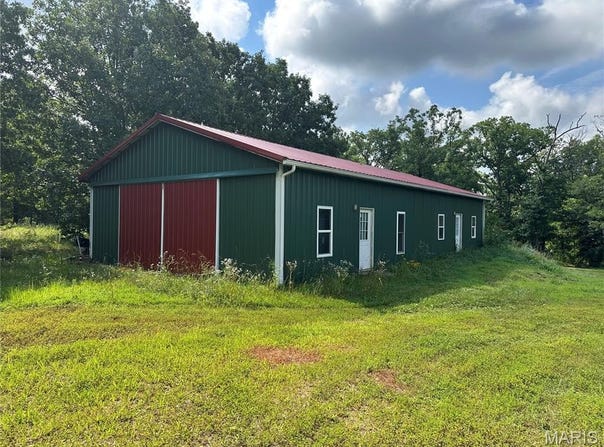 4554 Elkhead Road, Bland, MO 65014