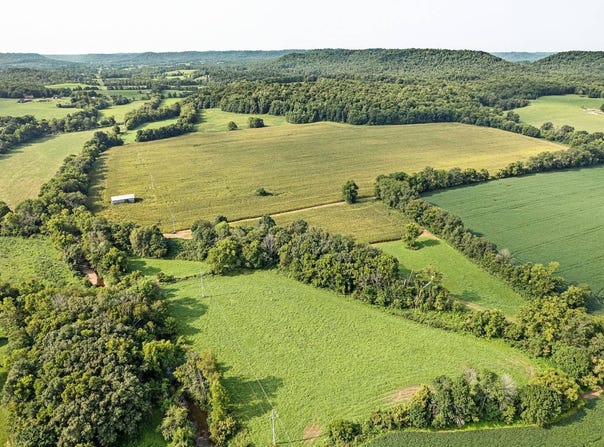 E Calvary Road, Lebanon, KY 40033