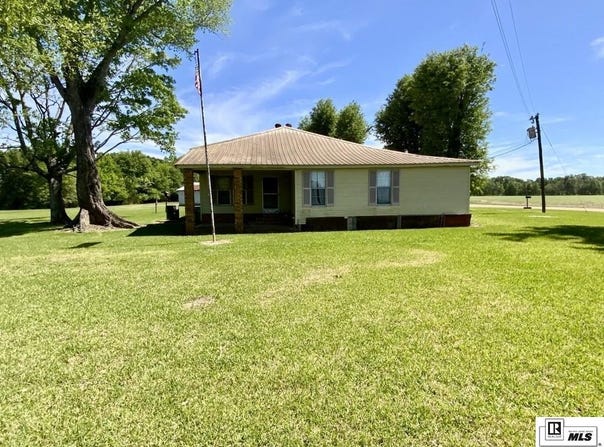 210 GRADY LANE, Gilbert, LA 71336