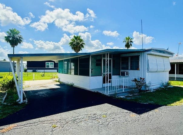 3004 Phil Ln, Sebring, FL 33870