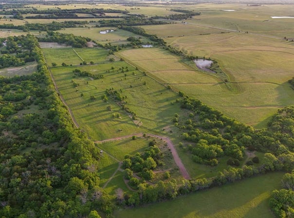 1758 60th, Severy, KS 67137