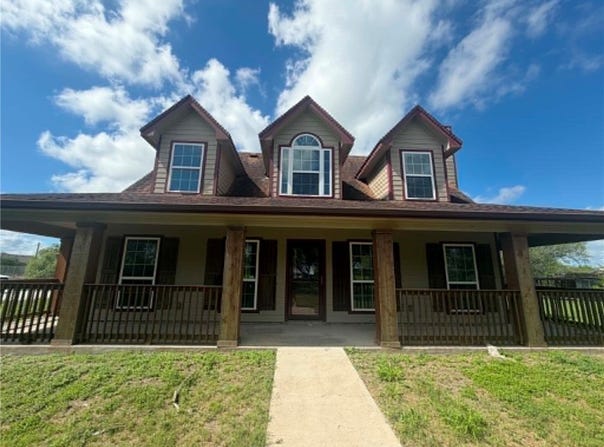 726 N Avenue B, Bishop, TX 78343