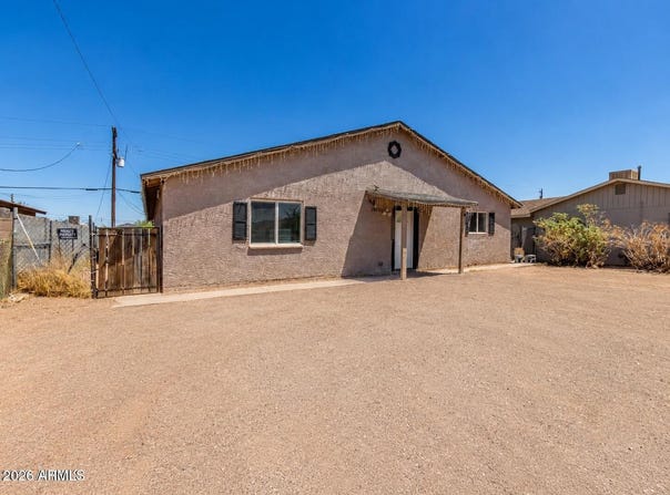 2828 E CHIPMAN Road, Phoenix, AZ 85040