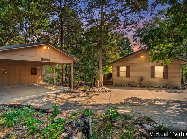 21265 Maple Drive, Garfield, AR 72732