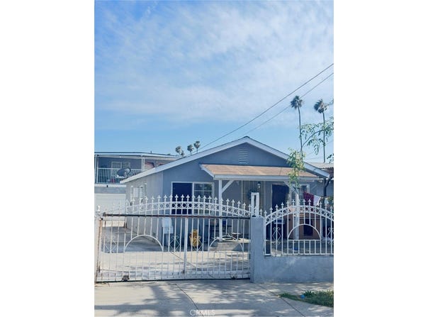 4132 W 105th, Inglewood, CA 90304