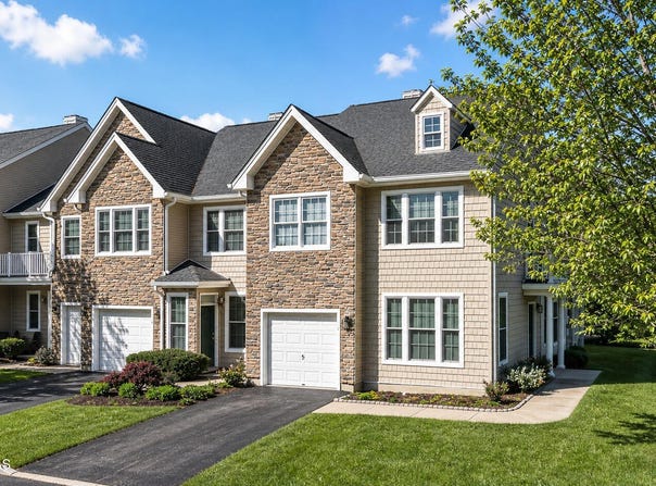 19 Amber Drive, Old Bridge, NJ 08857