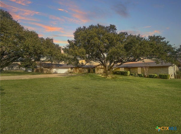 903 Hoover, Cameron, TX 76520