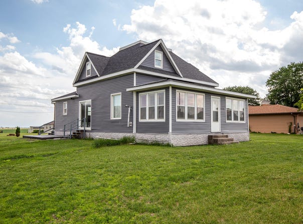 125 Highway 175, Ellsworth, IA 50075