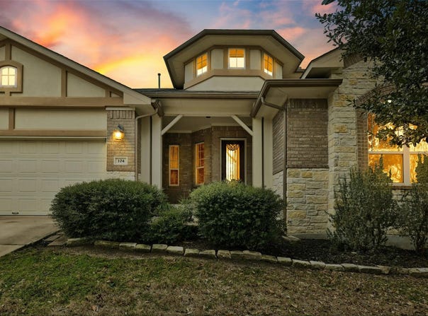 104 Turvey Cv, Hutto, TX 78634