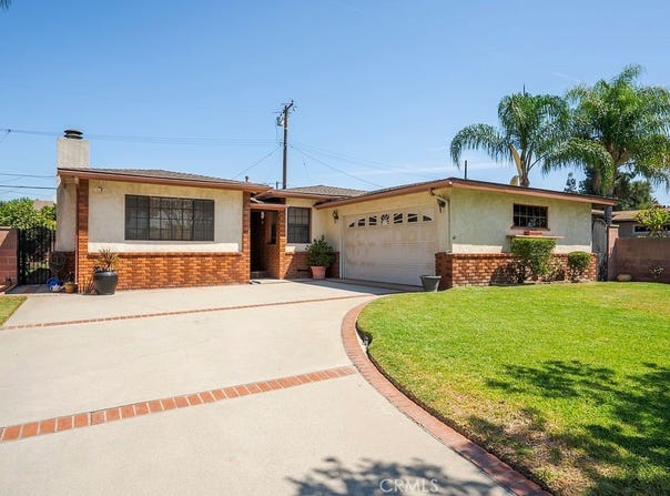 347 W Alcross, Covina, CA 91722