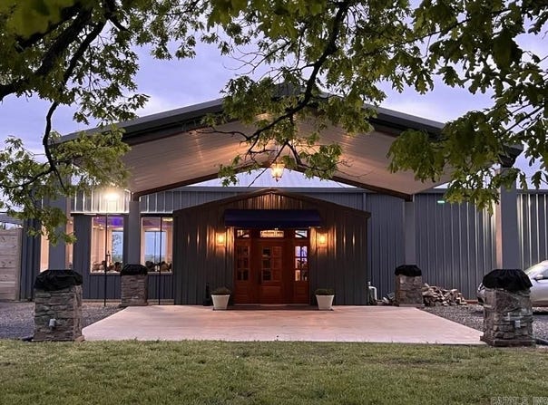 4671 hwy 8 W, Mena, AR 71953