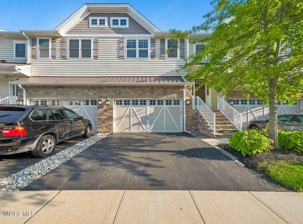 56 Eckert Drive, Lincroft, NJ 07738