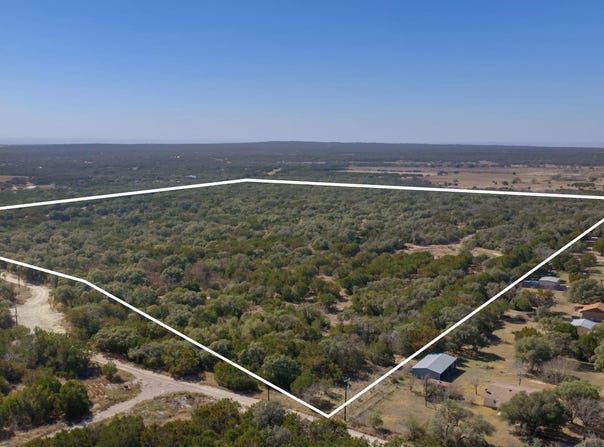 401 Hilltop Dr, Burnet, TX 78611